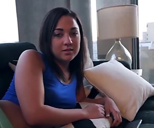 Amateur latina sucks pole